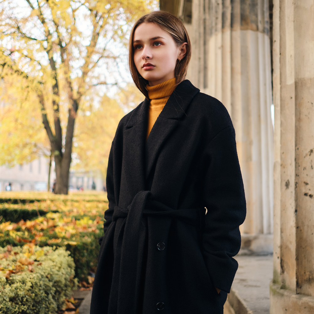 여자 올블랙루즈핏코트